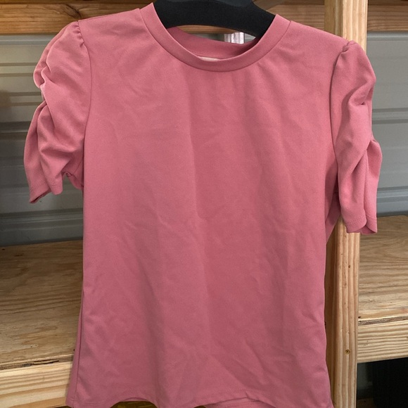 NWOT Love J Scrunched Sleeve Rose Colored Shirt | size M - Picture 3 of 5